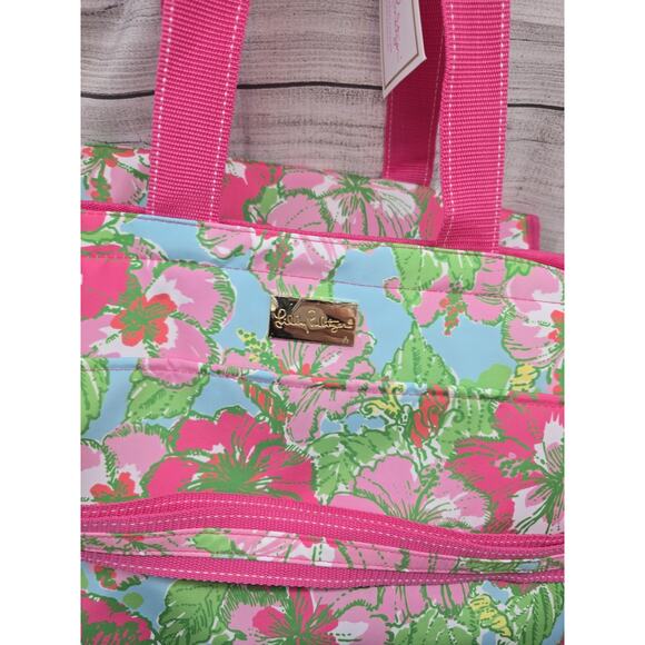 NEW Lilly Pulitzer Insulated Cooler Bag In Big Flirt - Picture 2 of 13